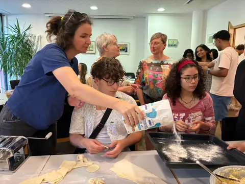 Zusammen kochen und Deutsch sprechen mit Über den Tellerrand